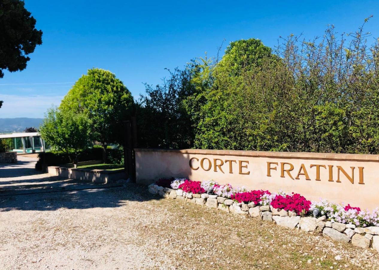 Corte Fratini Appartamenti เตรวี ภายนอก รูปภาพ