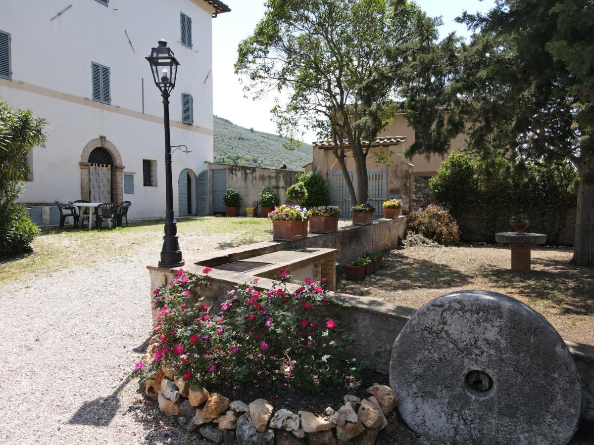 Corte Fratini Appartamenti เตรวี ภายนอก รูปภาพ